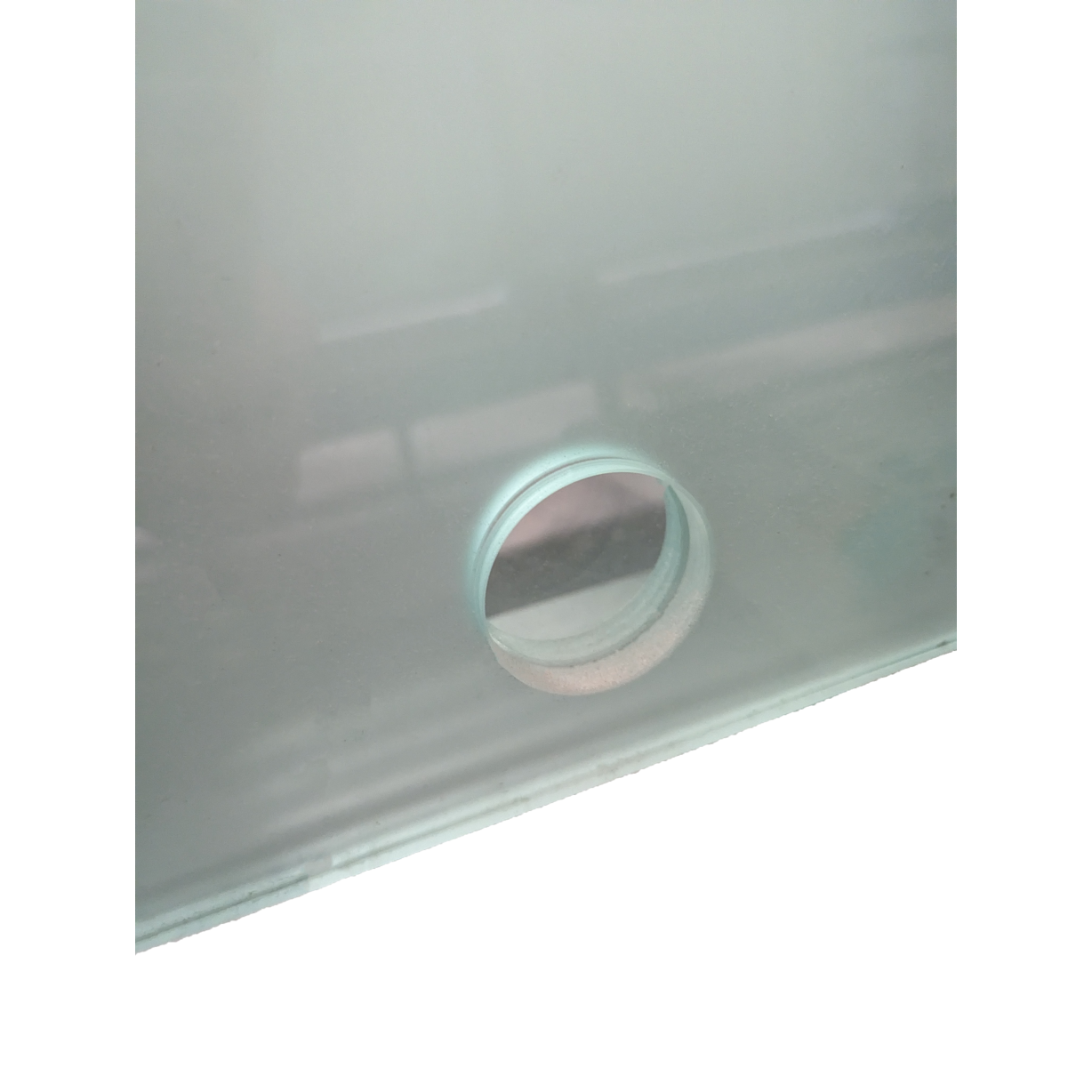 46 mm Lochbohrung im ESG-Glas